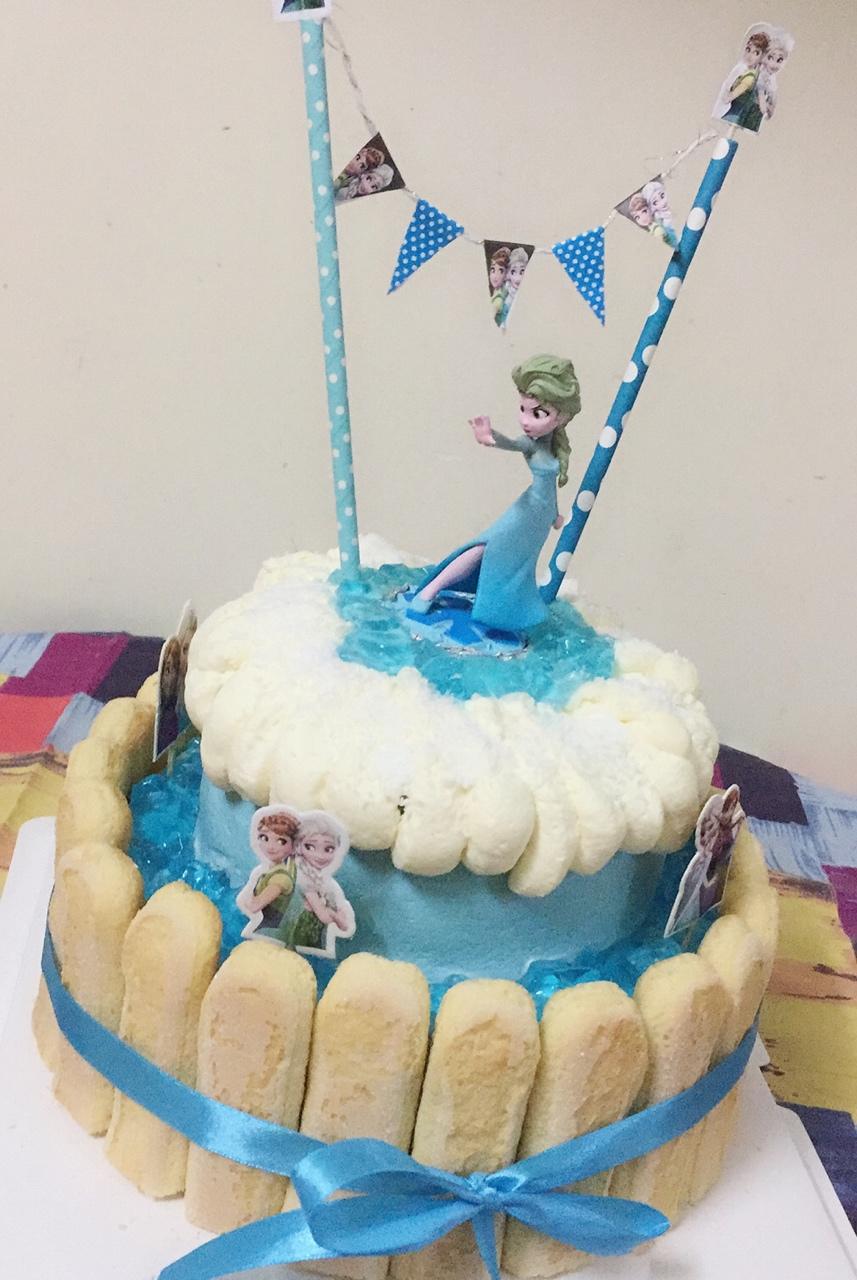 冰雪奇缘主题双层蛋糕--Frozen艾莎