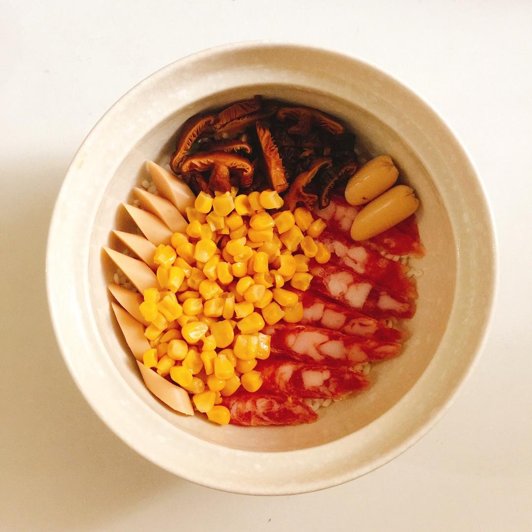 香肠煲仔饭