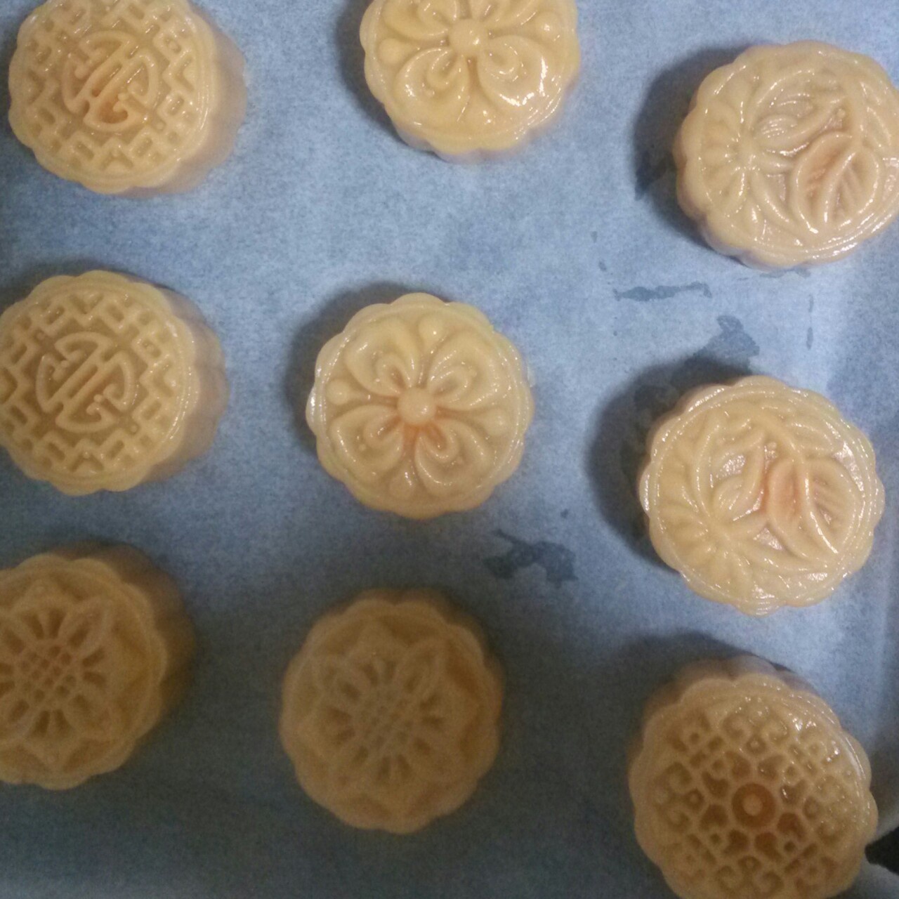 广式月饼—蛋黄莲蓉月饼