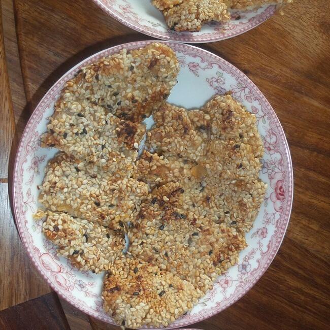 香煎芝麻鸡胸肉的做法