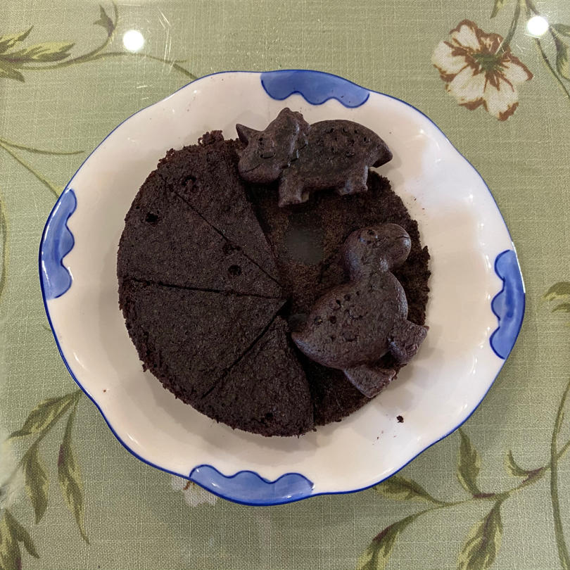 黑米蒸糕