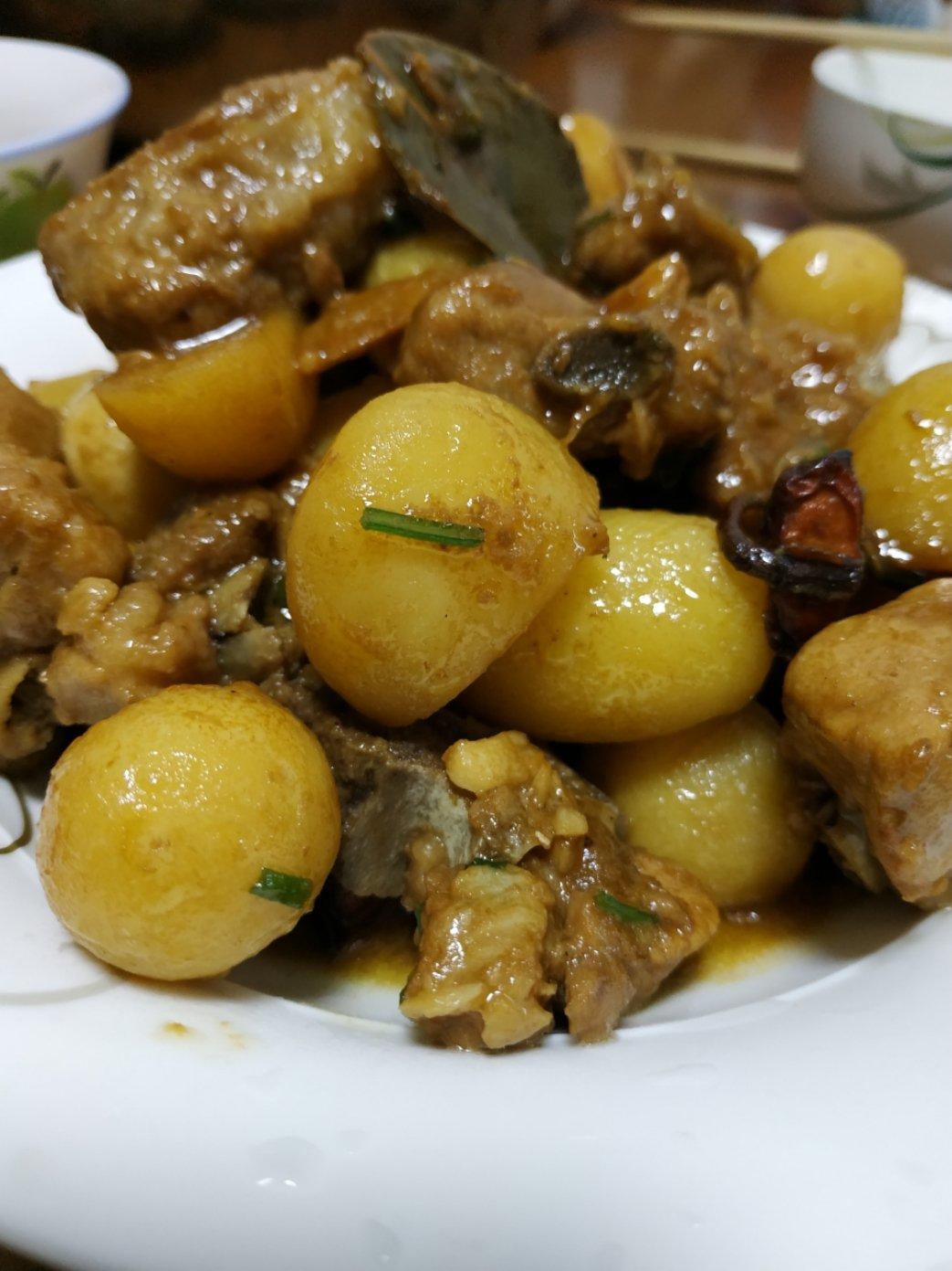 酱烧土豆排骨
