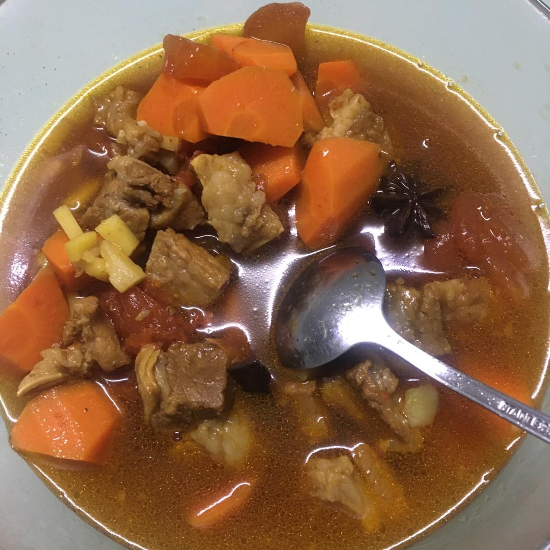 电饭锅番茄牛腩煲