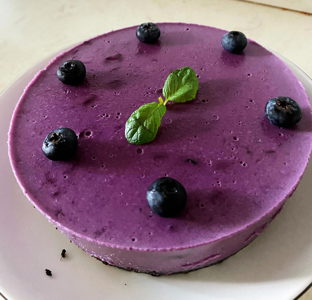 蓝莓酸奶慕斯蛋糕💜多重莓果气泡水🍇