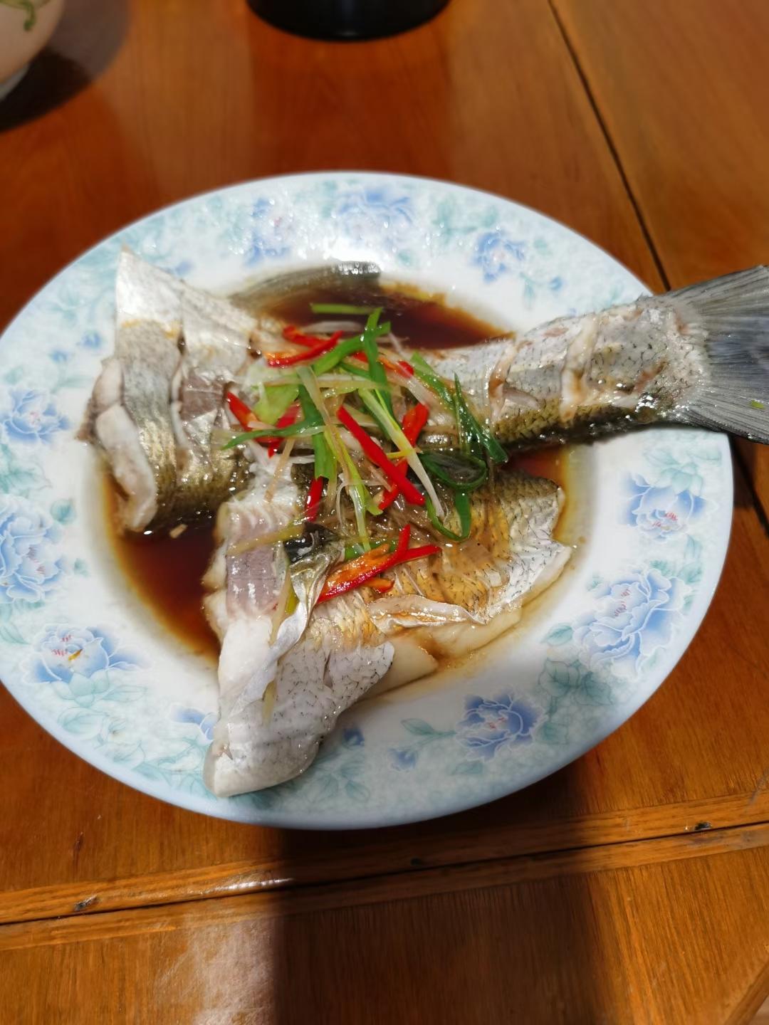 清蒸鱼的做法