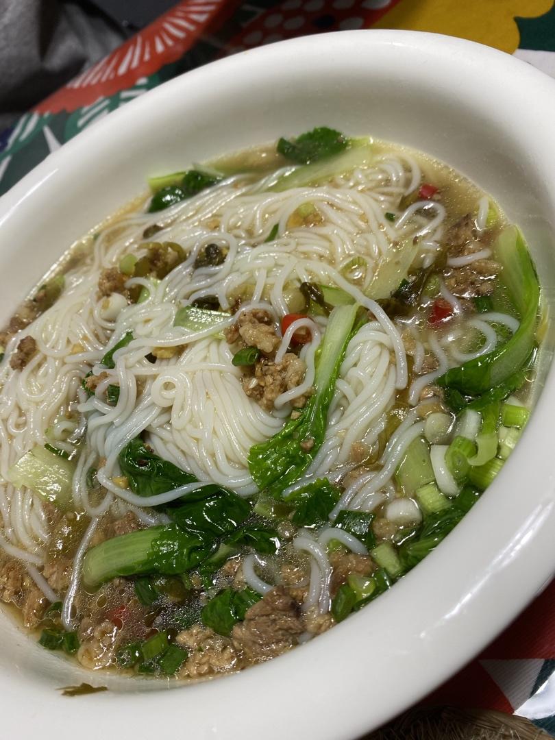肉酱米粉