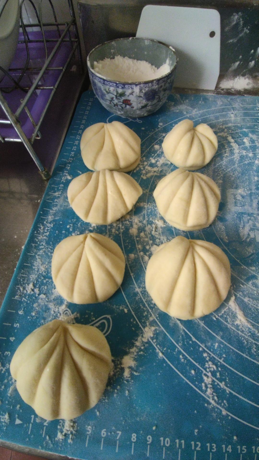 「牛奶贝壳馒头」一饼夹万物