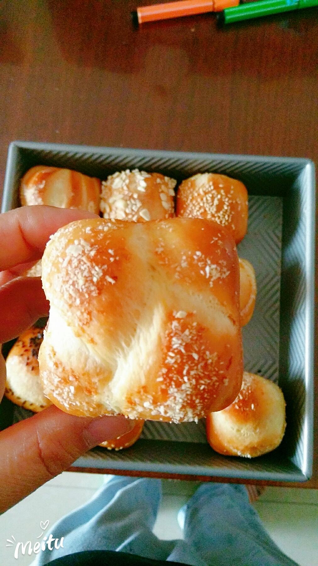 纯奶手撕吐司的做法 步骤1