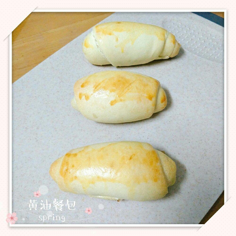 黄油面包卷