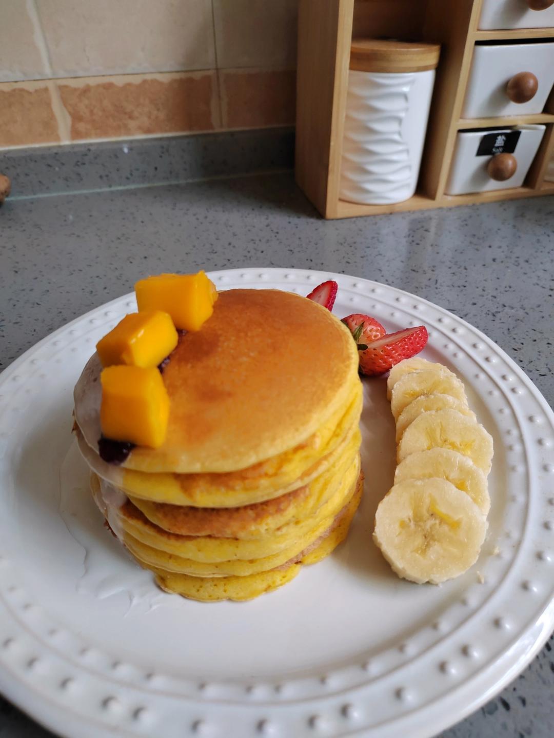 【减脂早餐】无油香蕉松饼（超简单）