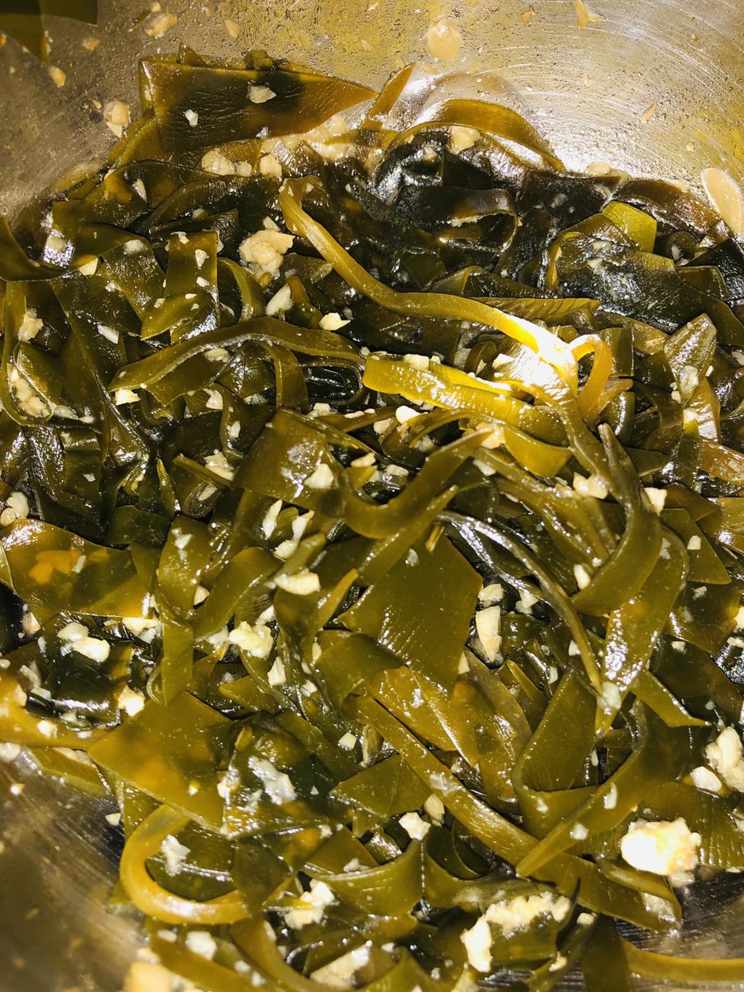 超简单的蒜蓉海带丝的做法