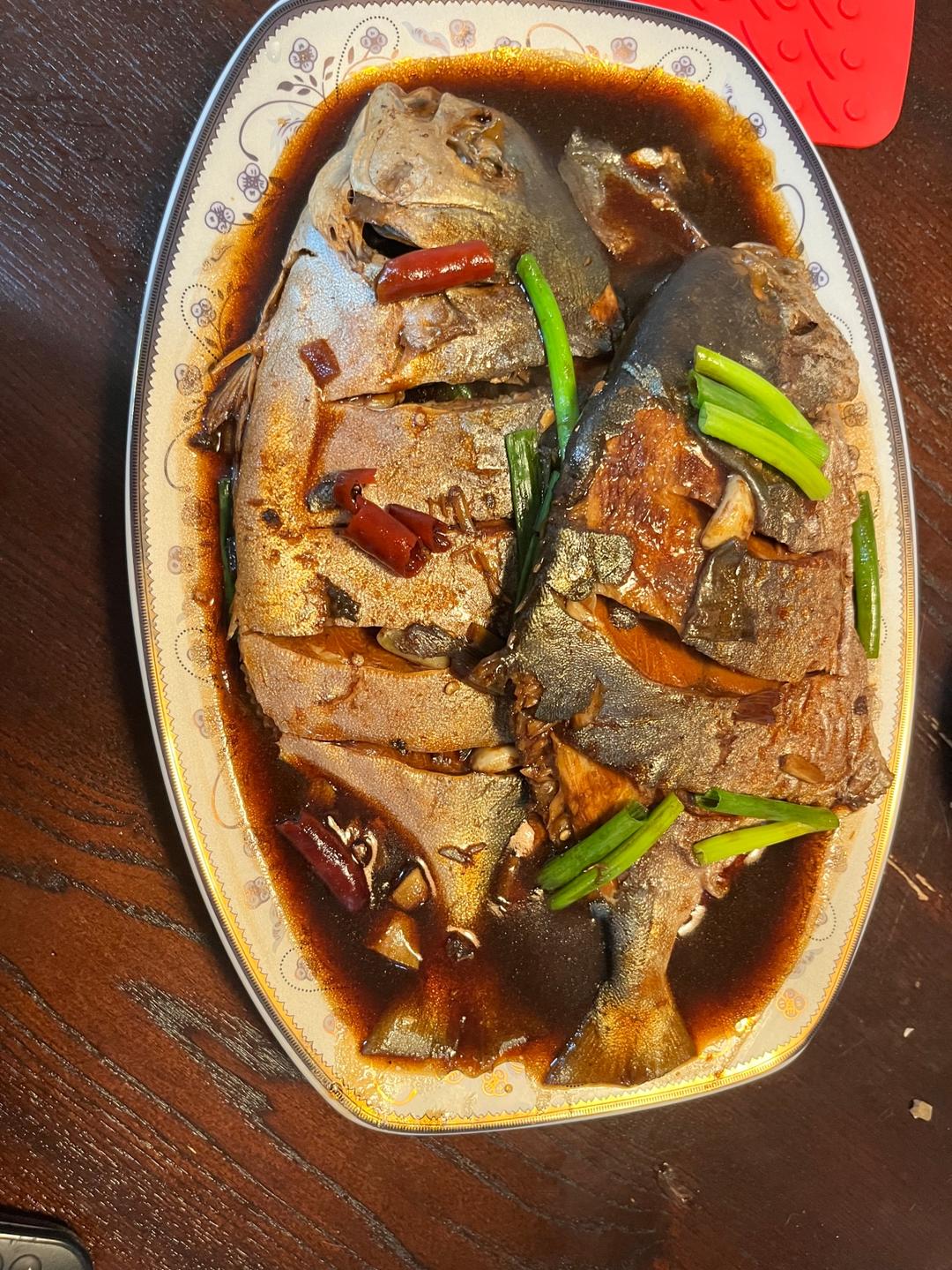 【家常菜】上海红烧鲳鱼