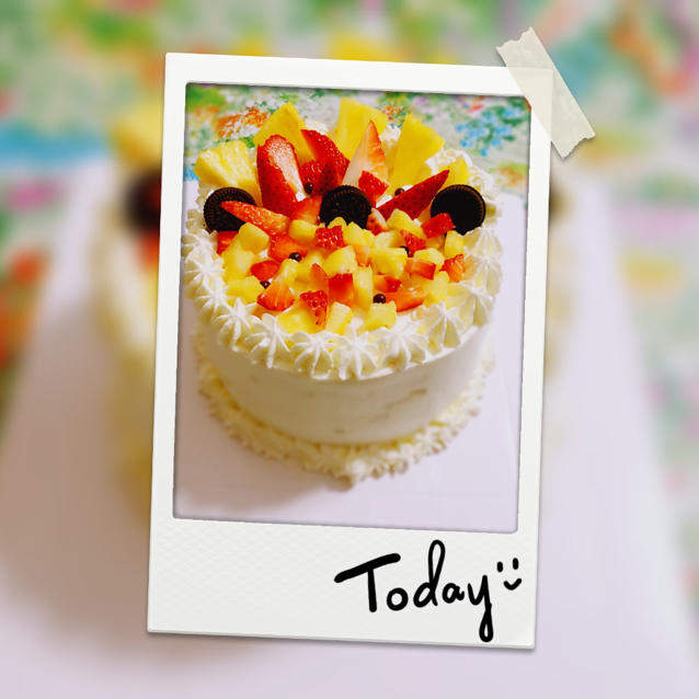 奶油水果装饰蛋糕