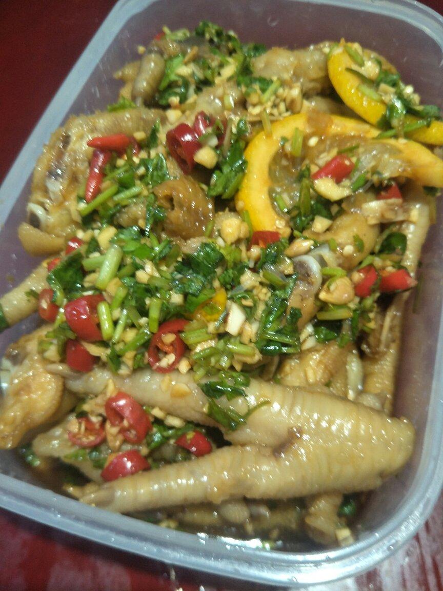 香辣蒜香凉拌爽脆鸡脚