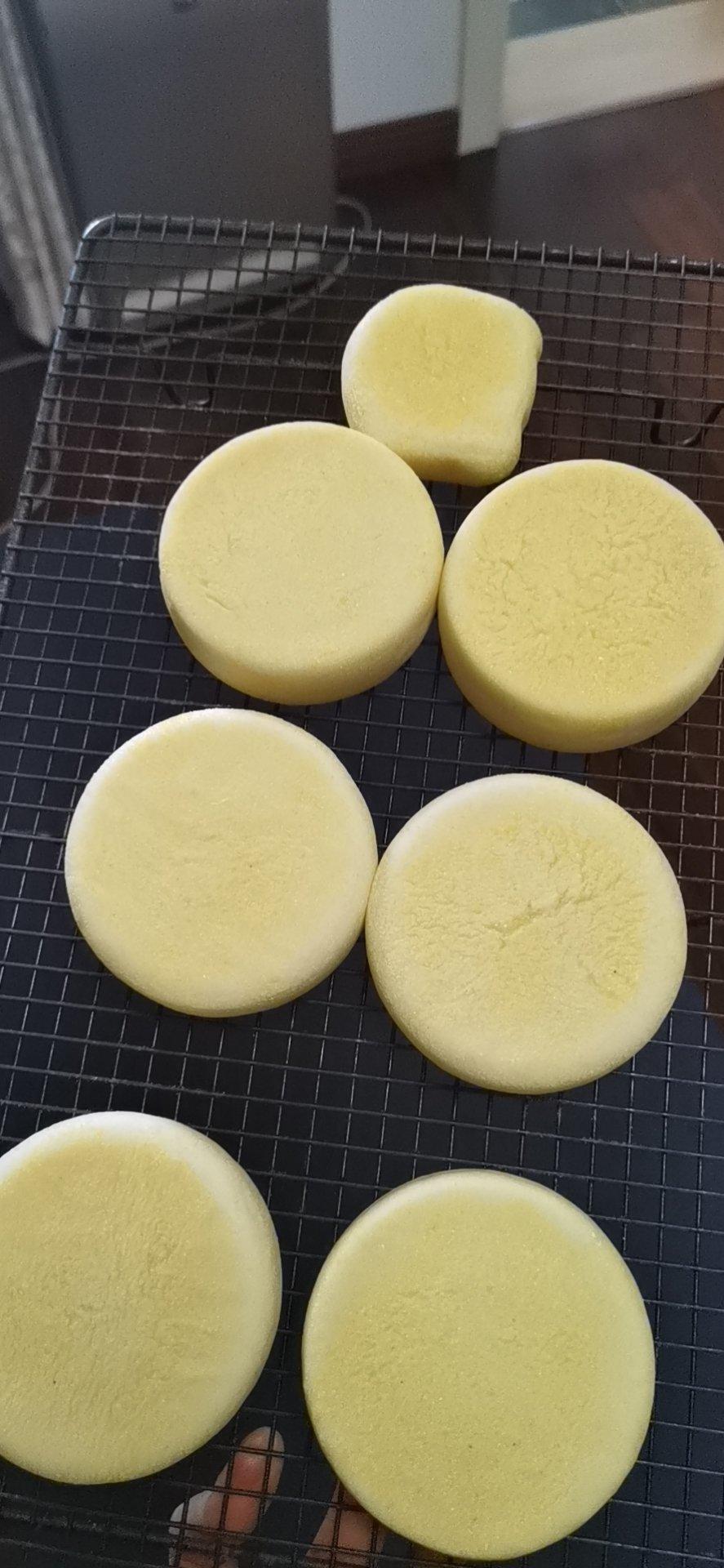 猪柳蛋麦满分 —英式玛芬胚English muffin