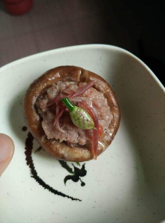 天福号农庄发酵火腿试吃～火腿猪肉酿鲜冬菇的做法
