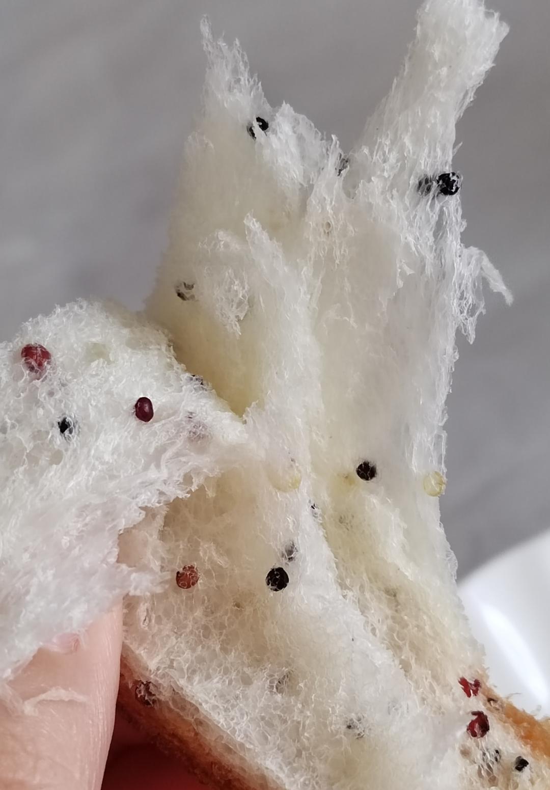 藜麦牛奶吐司