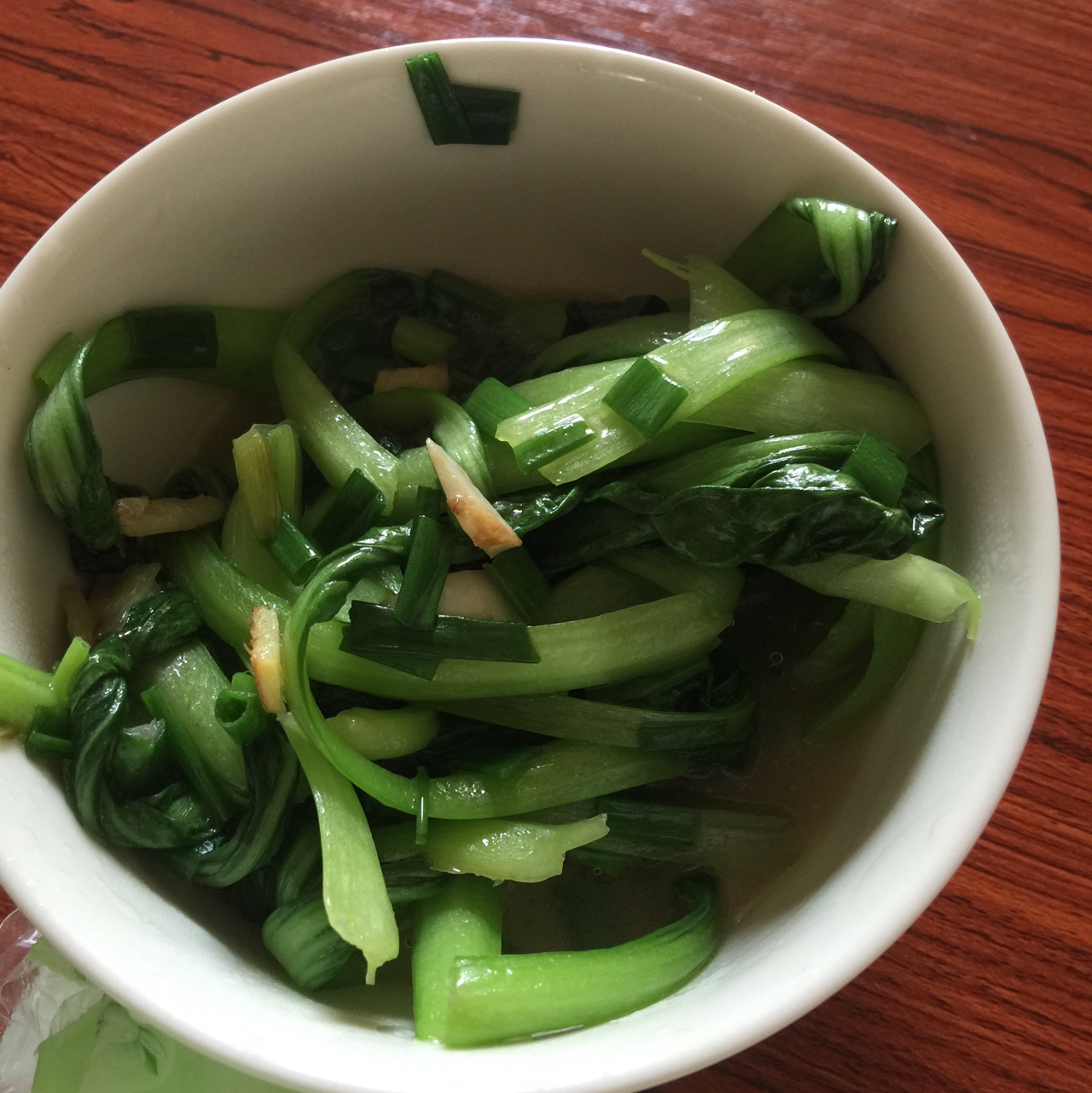 蒜头炒白菜芯