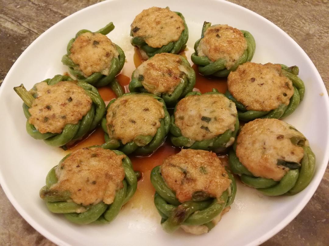 鲮鱼胶酿豆角的做法