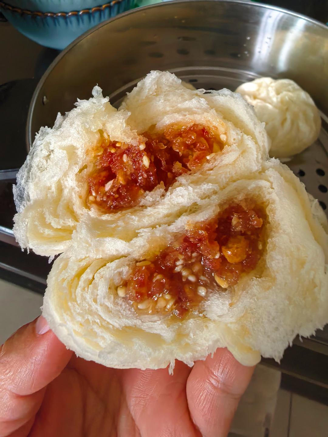 层层起酥👍  柔软细腻的破酥包子