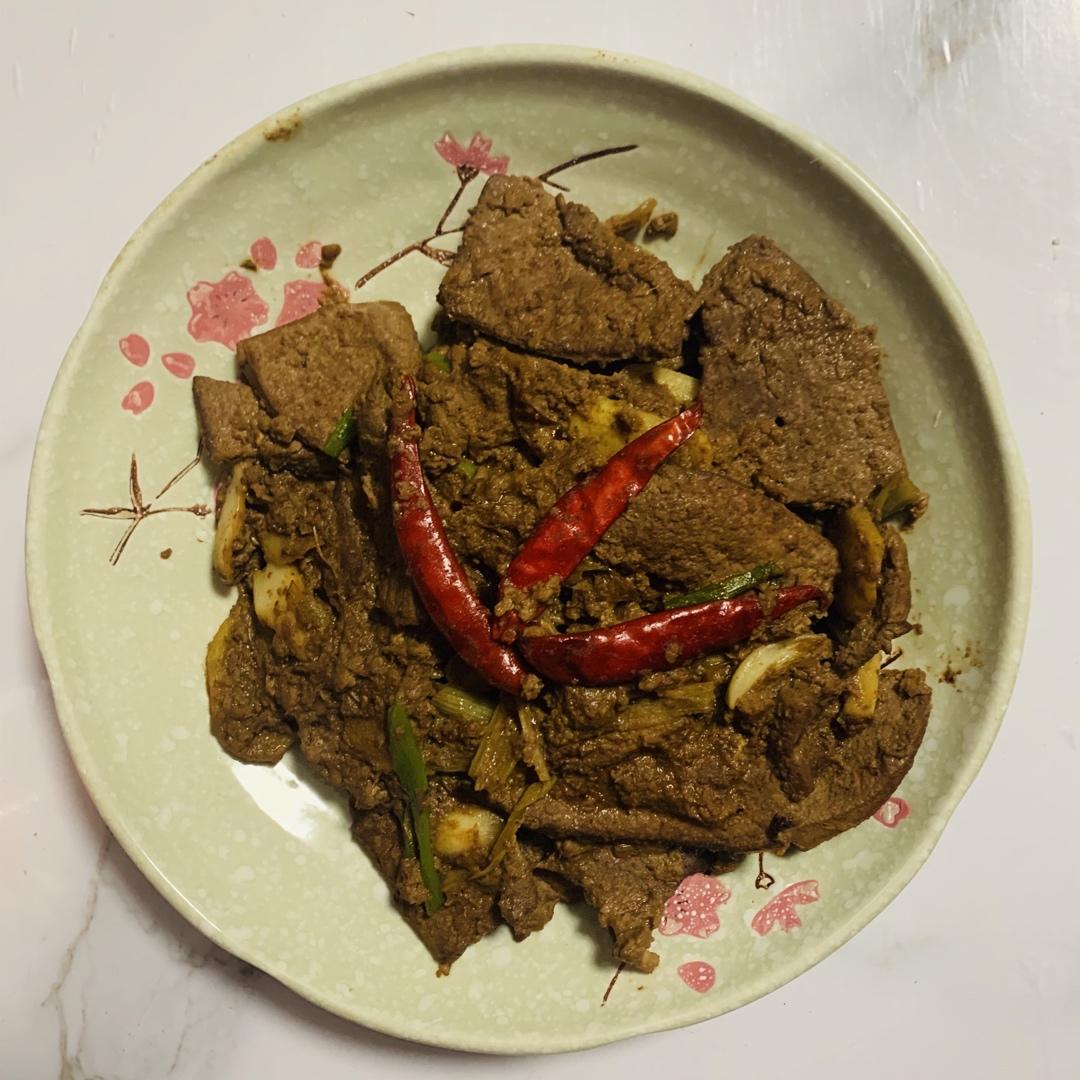 厨师长教你：“葱爆猪肝”的家常做法，味道非常赞