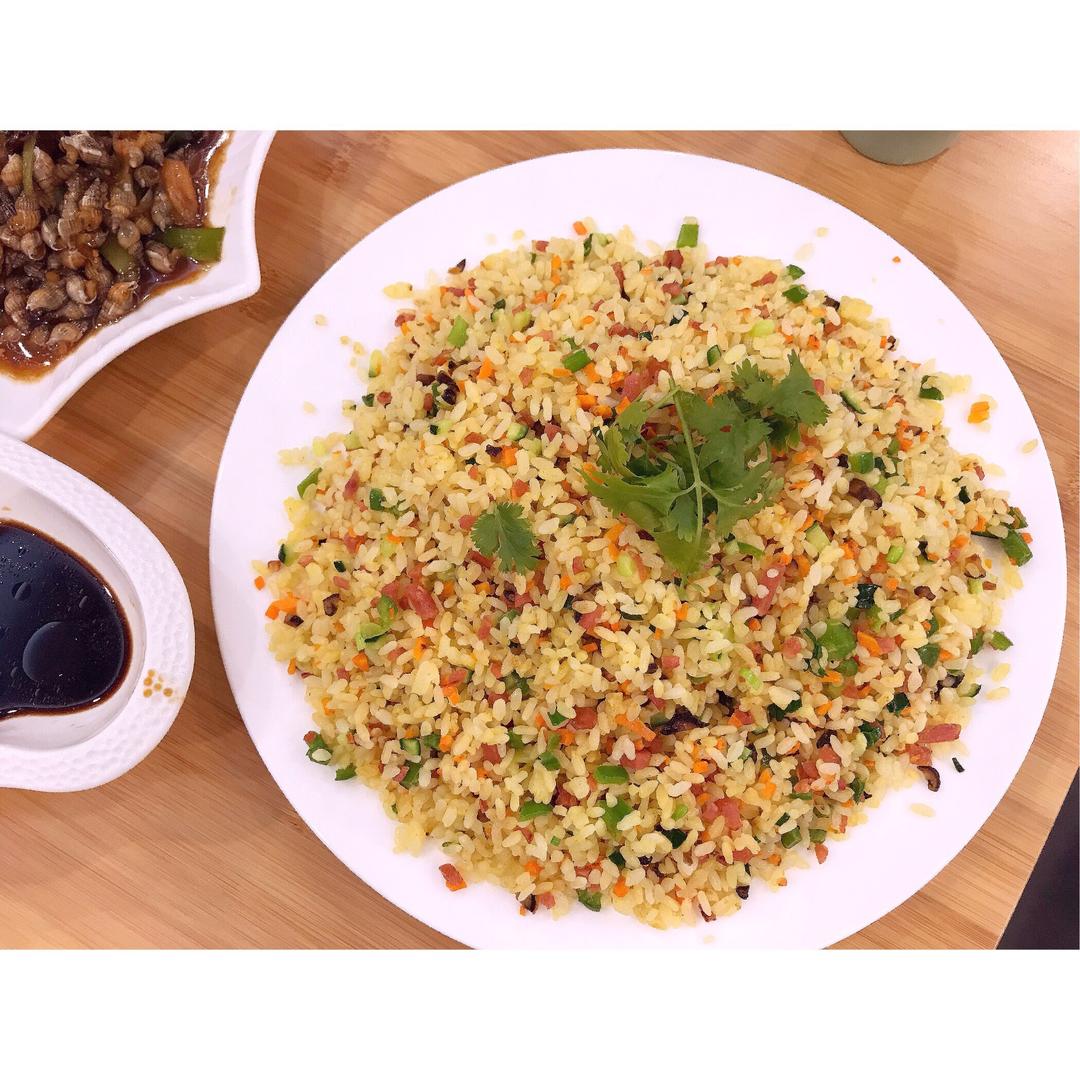 五彩蛋炒饭
