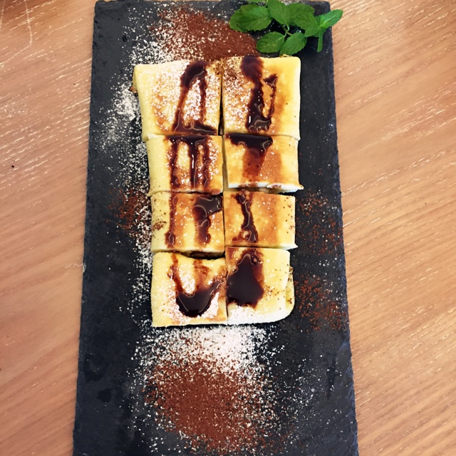 视频菜谱：简约版香蕉松饼