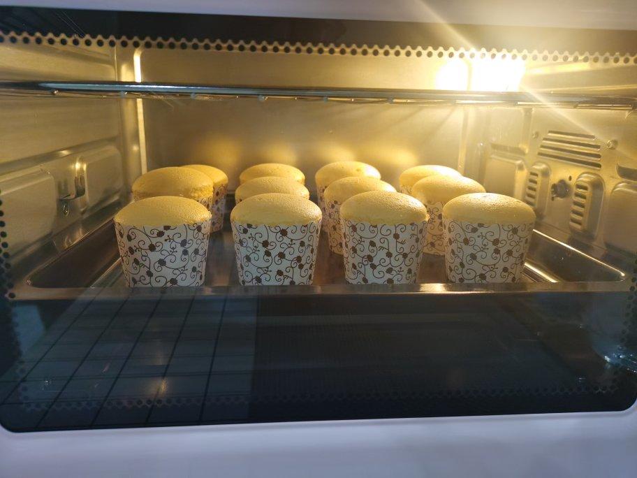 纸杯蛋糕 8寸戚风蛋糕的量