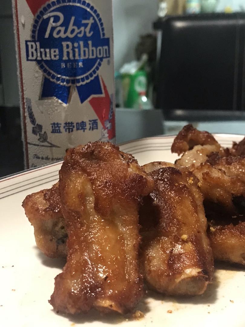 油炸蒜香酱排骨