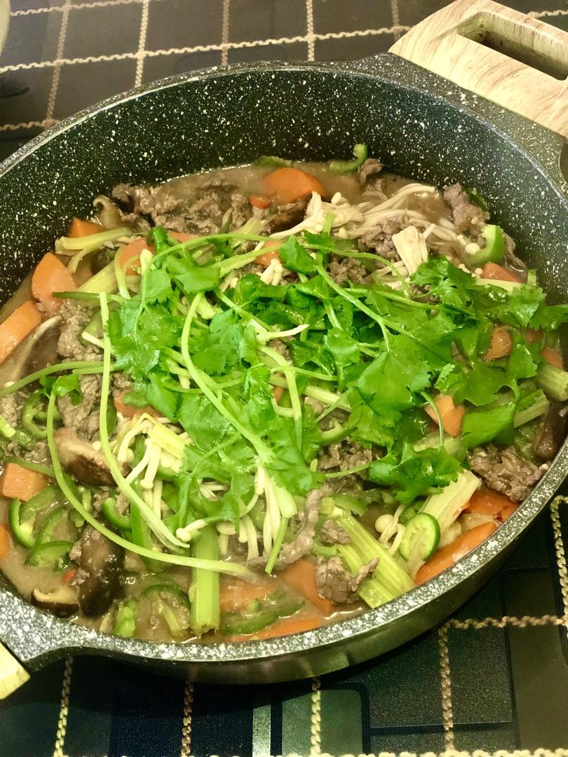 沙茶牛肉煲【我是马小坏】