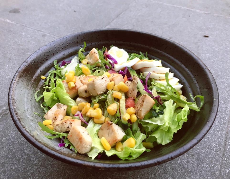 香煎鸡胸肉沙拉