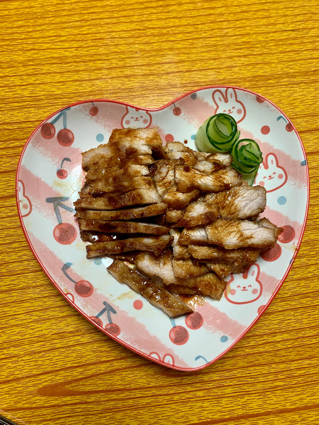 炭烧猪颈肉，家常做法的柠香叉烧肉