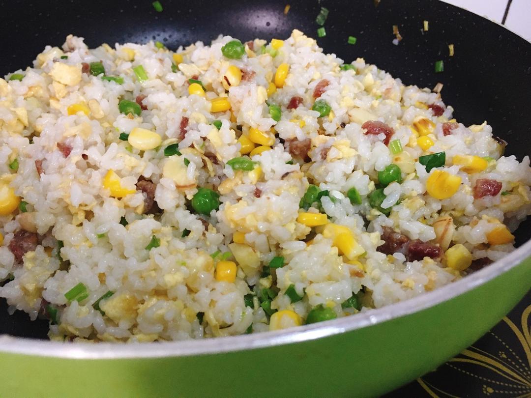什锦蛋炒饭