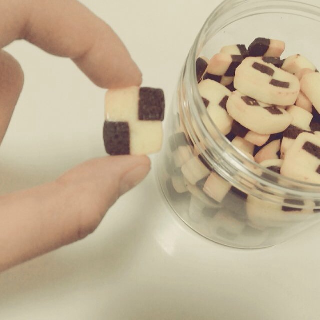 双色小棋格饼干