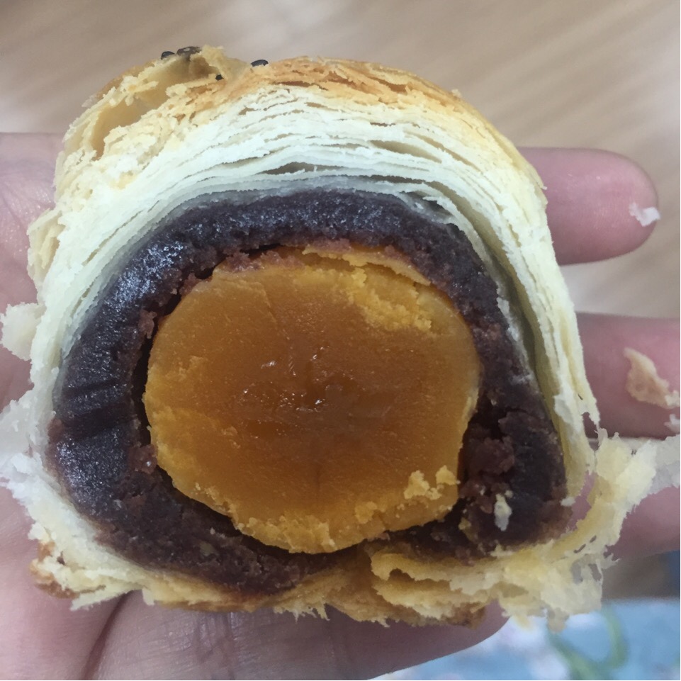 蛋黄酥
