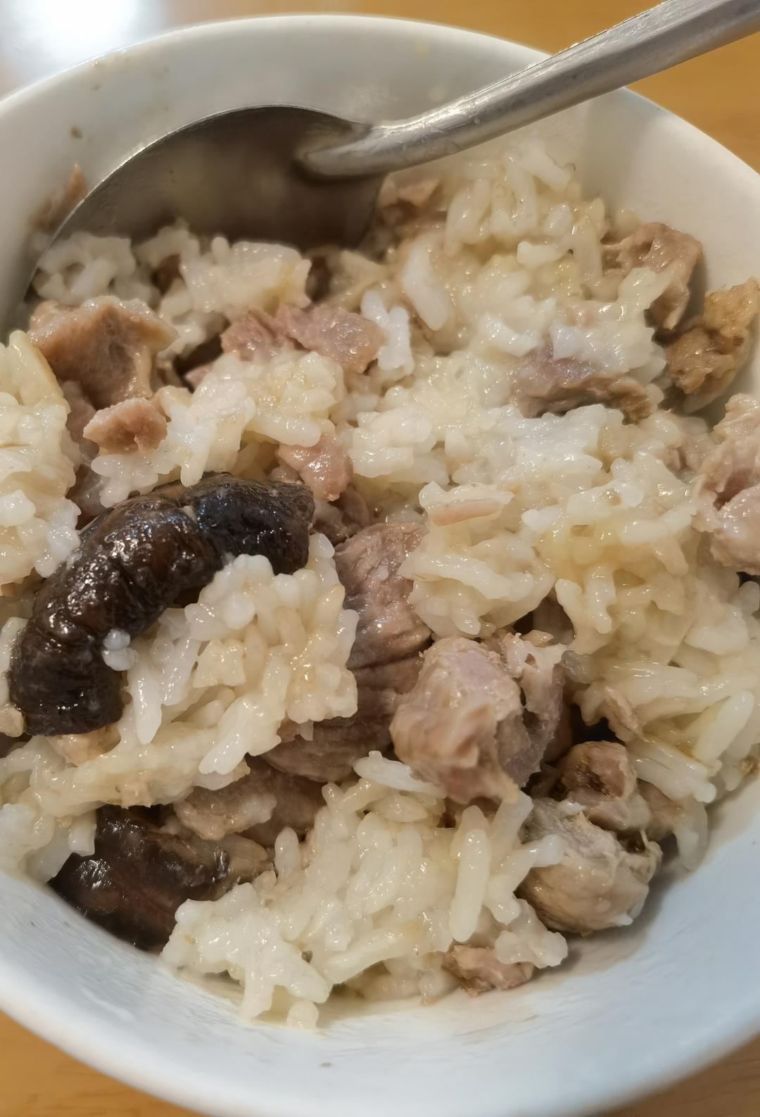 香菇瘦肉焖饭