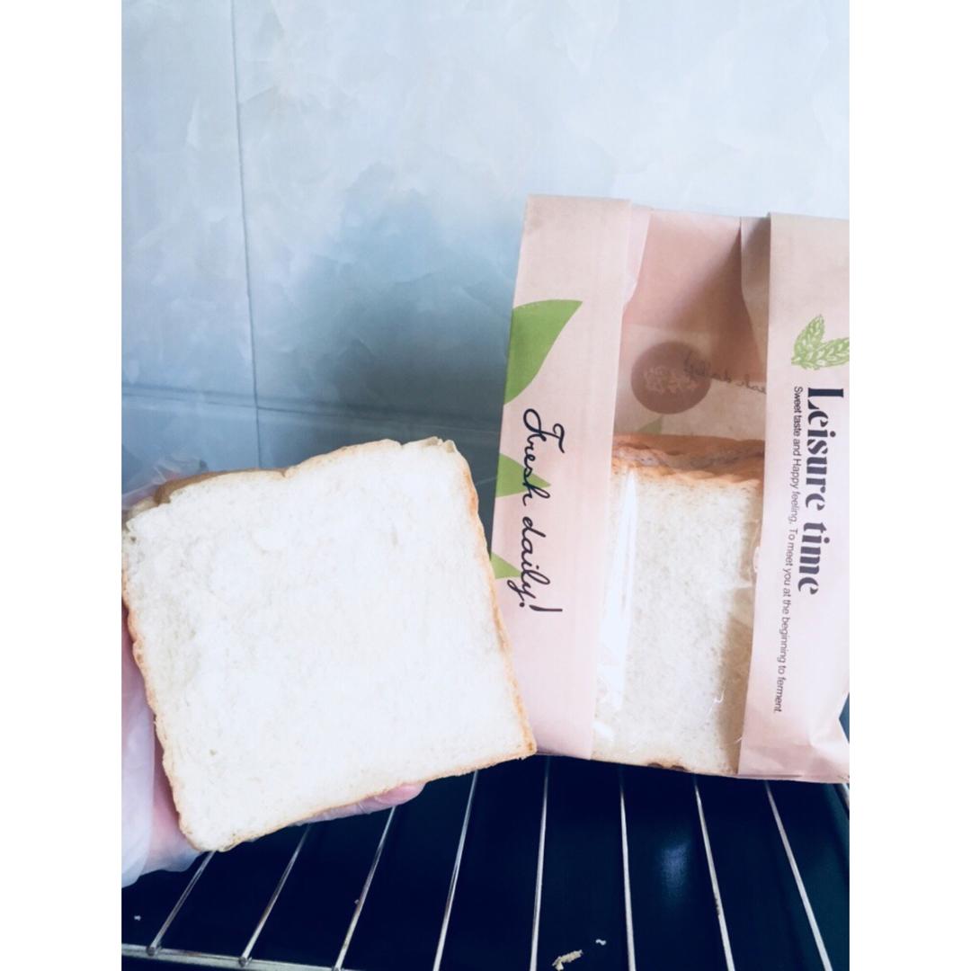 《Tinrry+》软绵绵的白吐司