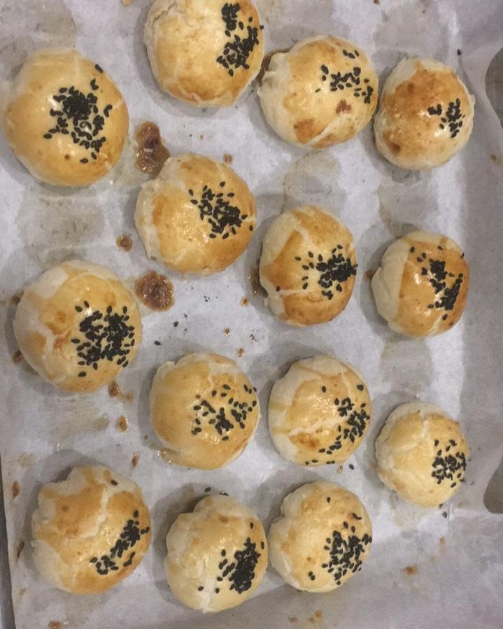 奶黄酥