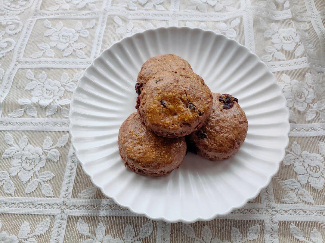 司康（烘焙新手入门，也是消耗剩牛奶剩奶油剩黄油）