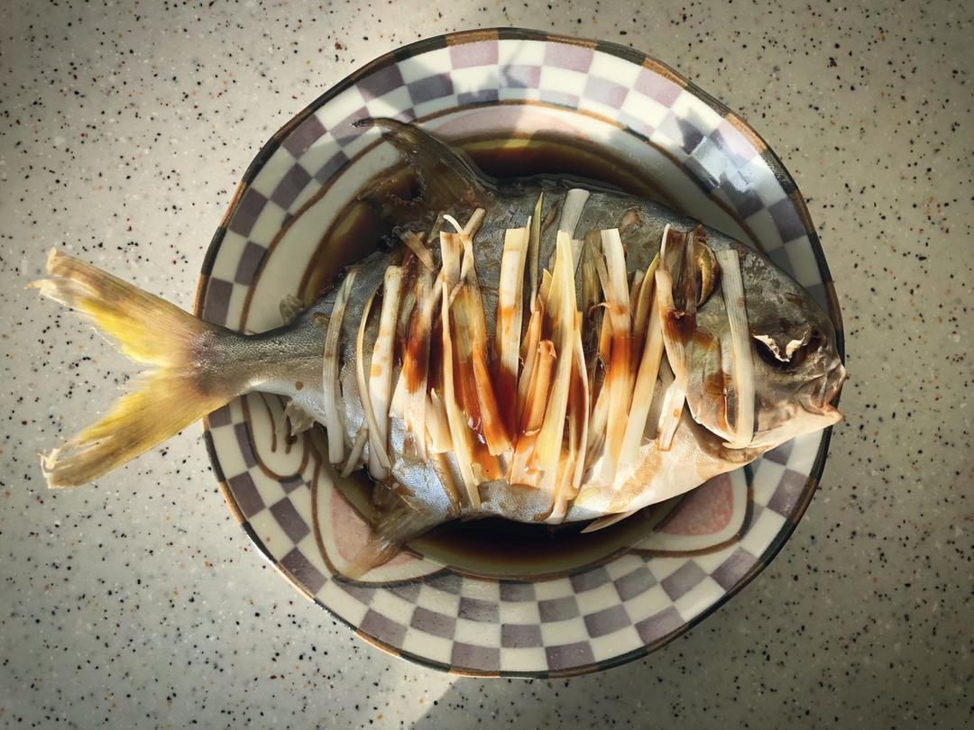 孔雀开屏清蒸鱼
