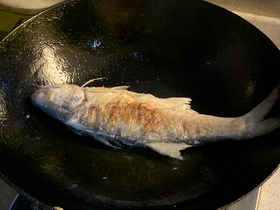 香煎马友鱼