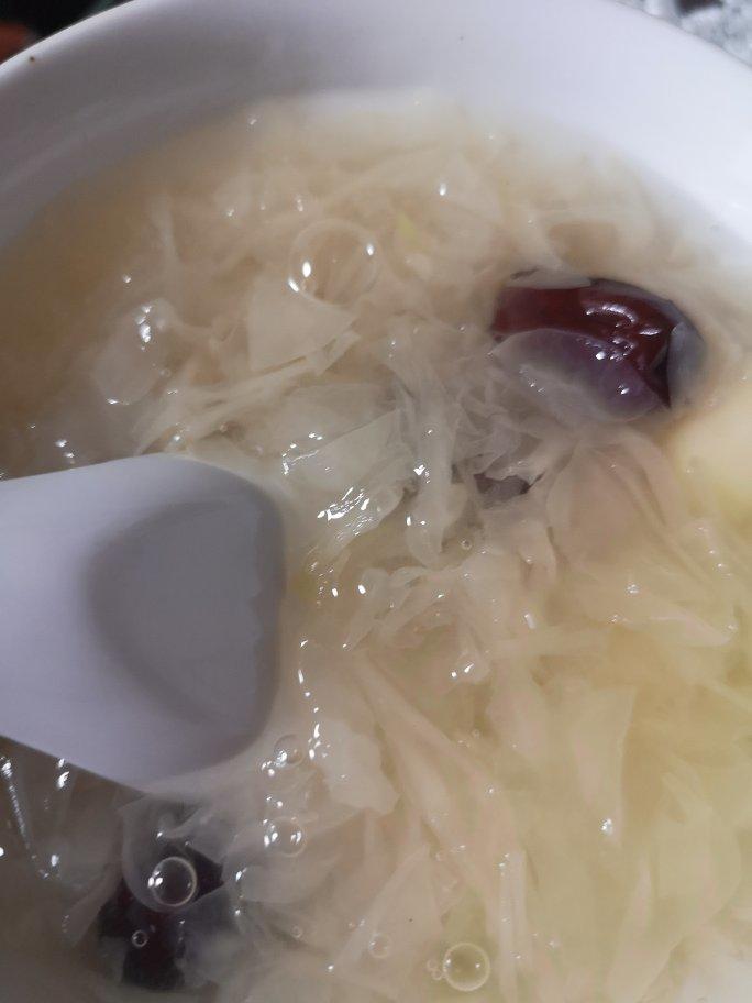 银耳羹