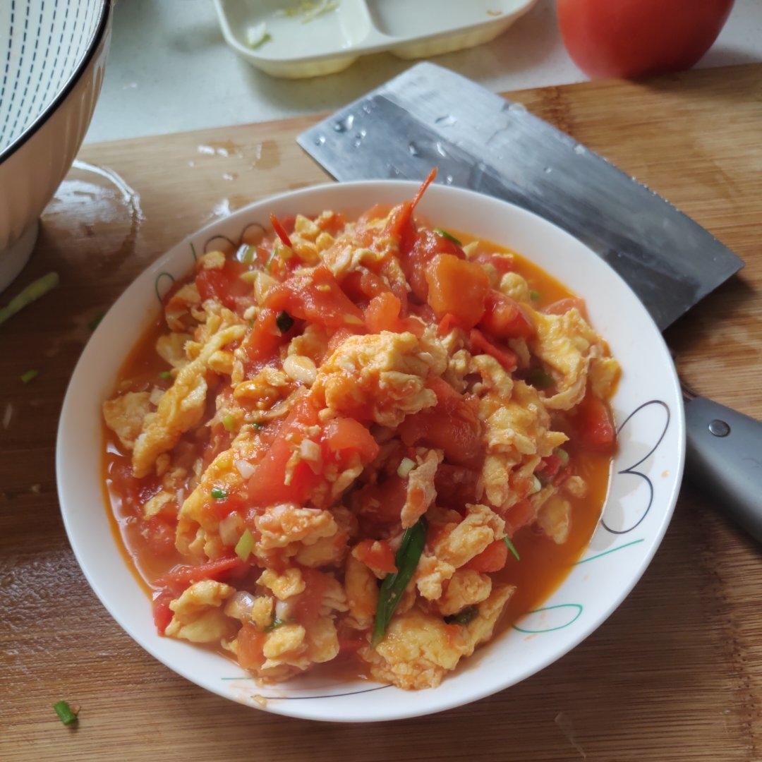 番茄炒鸡蛋（超浓的番茄味）