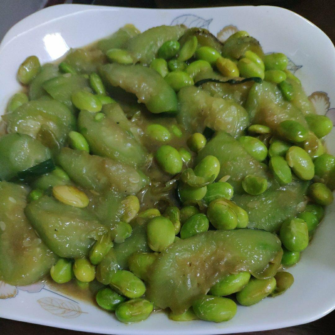 丝瓜炒毛豆