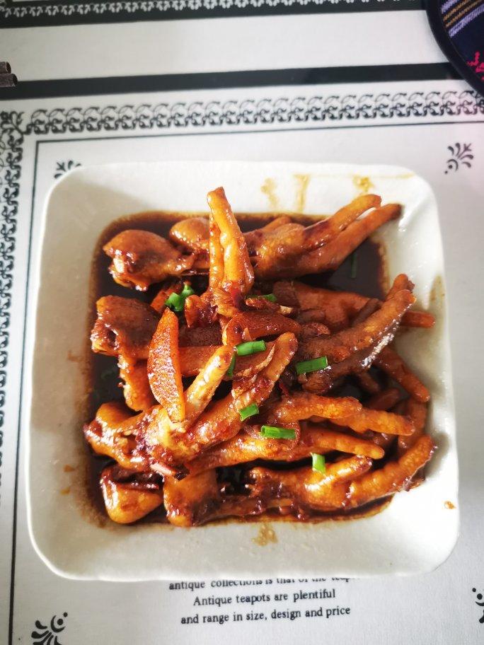 “销魂”卤鸡爪