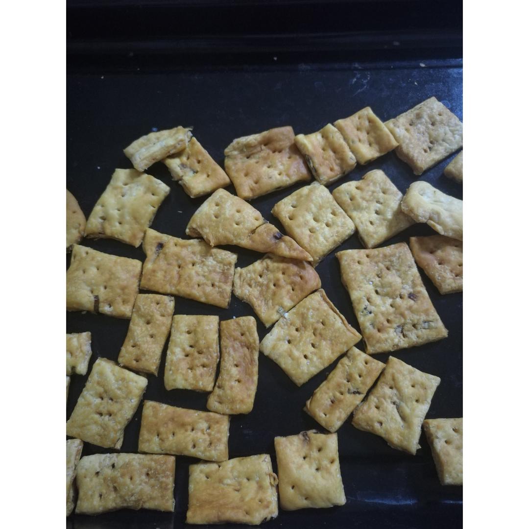 Bakingpie-好吃到你味蕾都融化——香葱脆饼