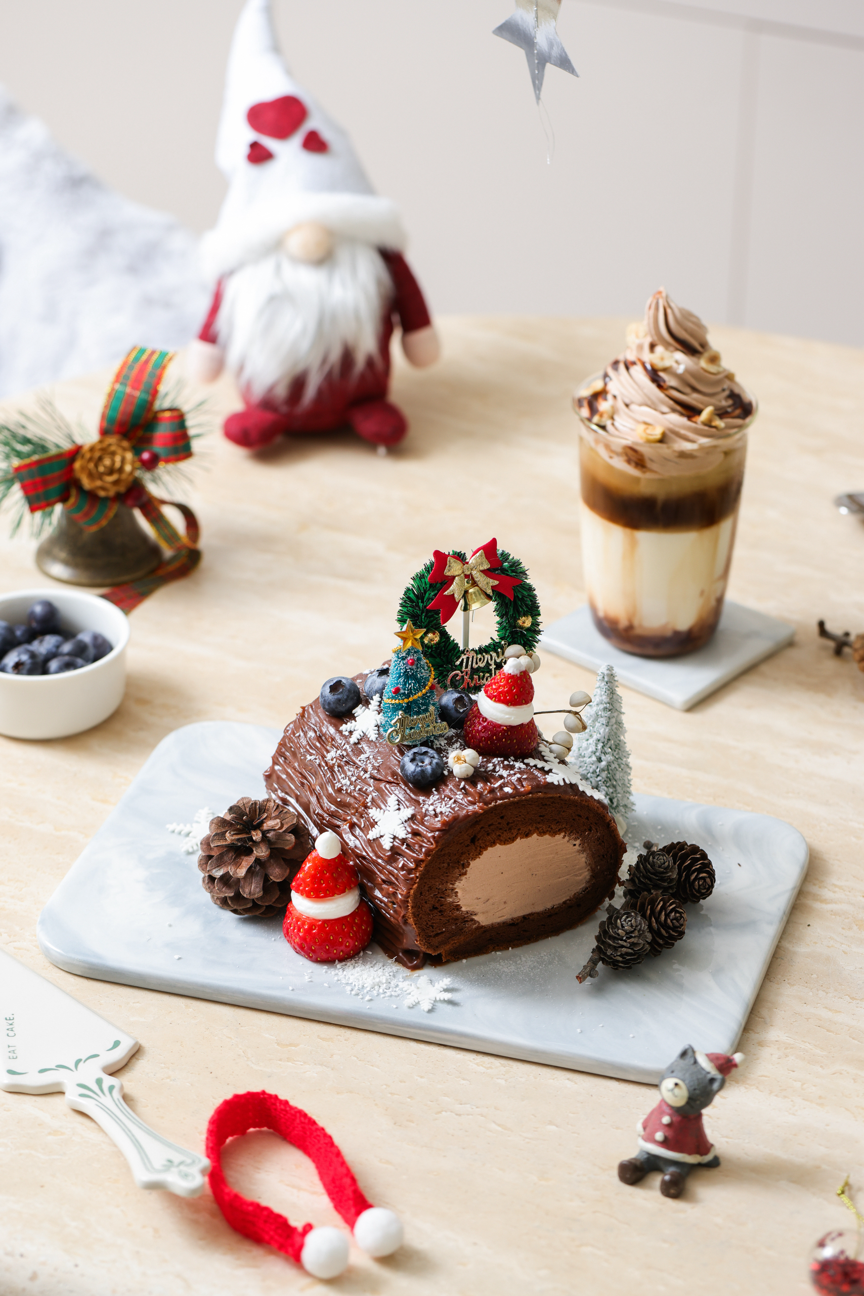 圣诞节🎄巧克力树桩蛋糕的做法