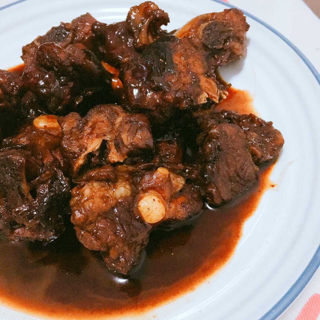 啤酒烧排骨（好吃到吼吼～）