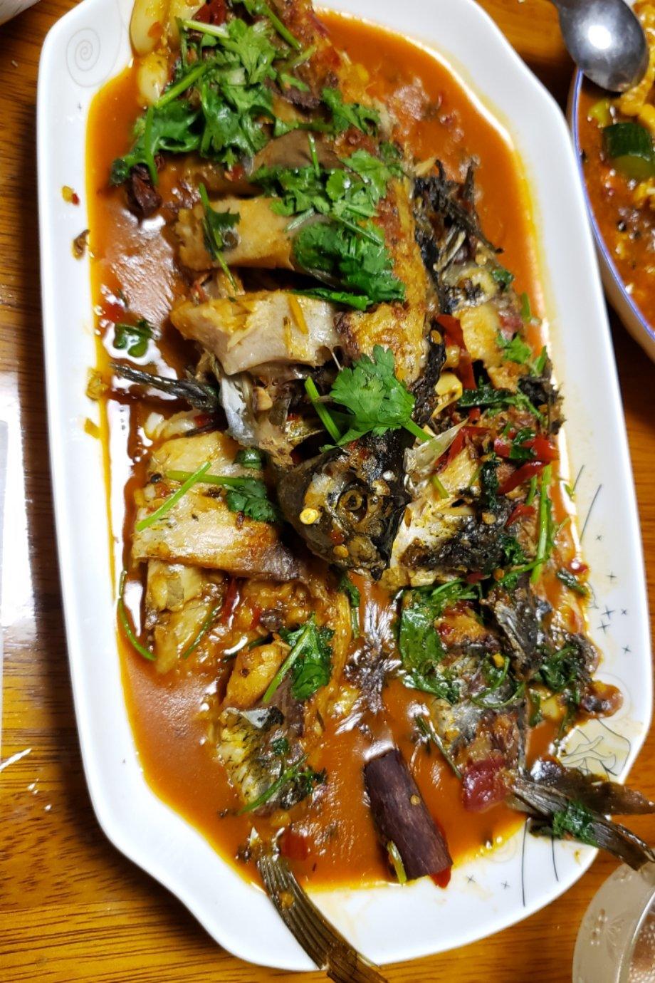红烧鲫鱼