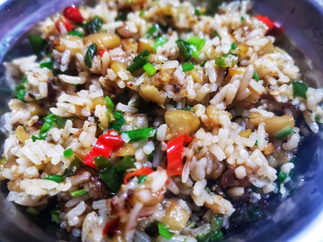阳光格调做的茄子炒饭
